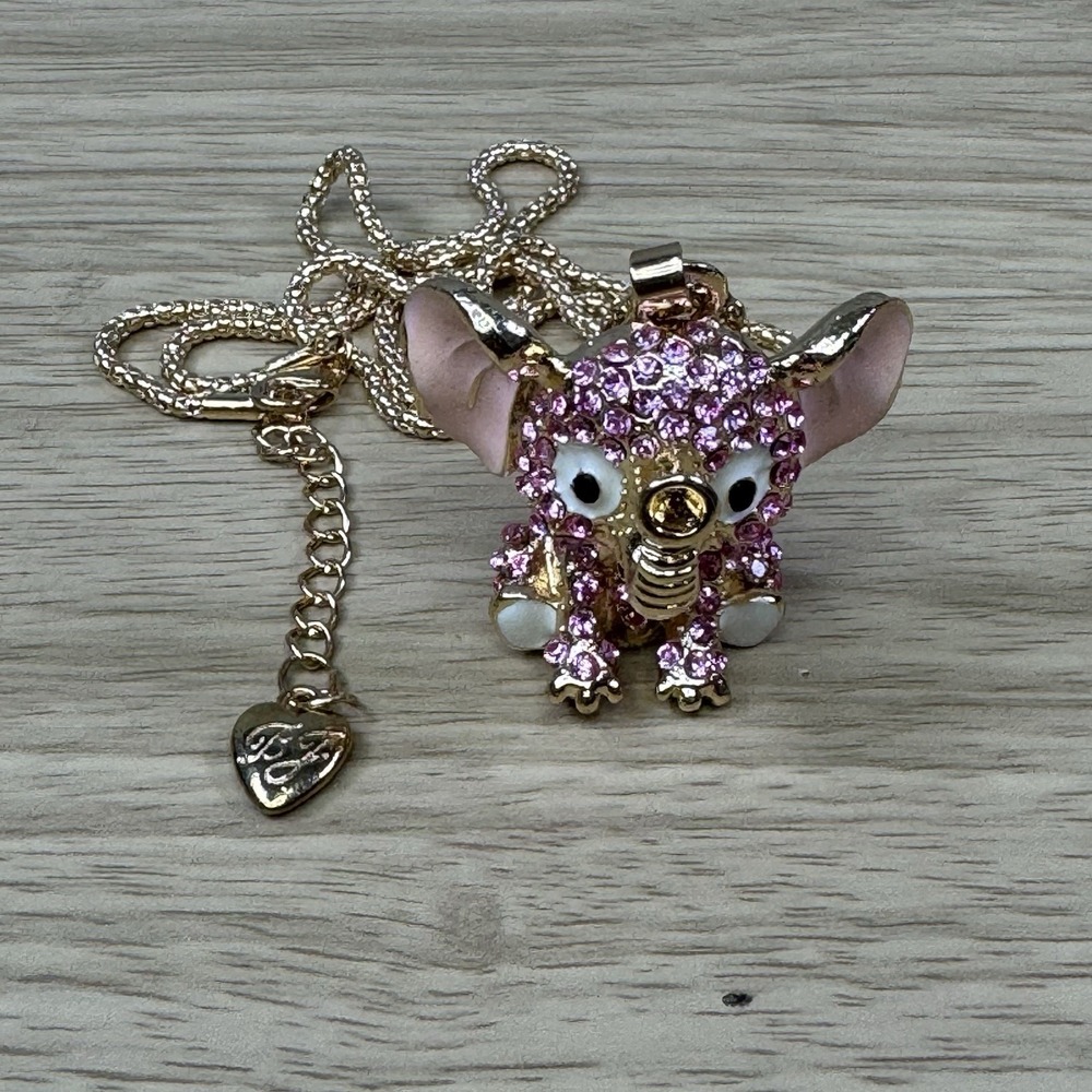 Betsey Johnson Pink Enamel Crystal Cute 3D baby Elephant Pendant Necklace